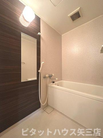 KTハイツの浴室|コンパクトで使いやすいお風呂です