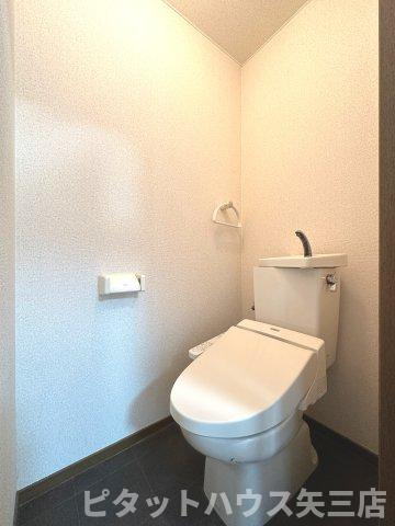 KTハイツのトイレ|清潔感のあるトイレです