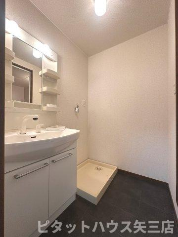 KTハイツの洗面所|忙しい朝には欠かせない洗面所です