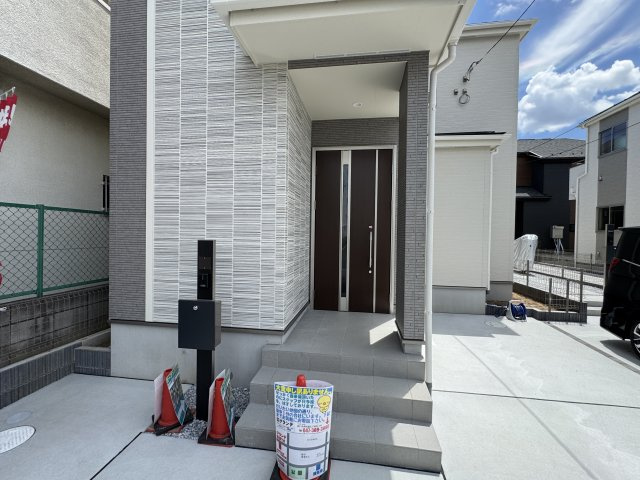 松戸市西馬橋広手町新築戸建（西馬橋広手町Ⅱ）のエントランス|エントランス・玄関ポーチ