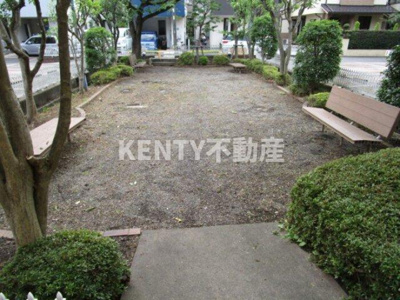 【その他共用部分】 | ビラ・ジュニペラス B棟 | 遊園スペース