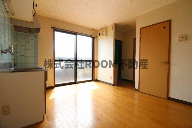 みどり館の居間・リビング|使い勝手のいい洋室です