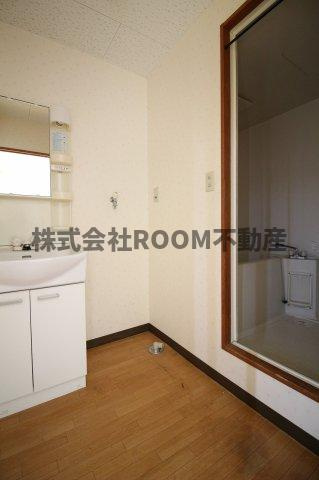 みどり館の洗面所|コンパクトで使いやすい洗面所