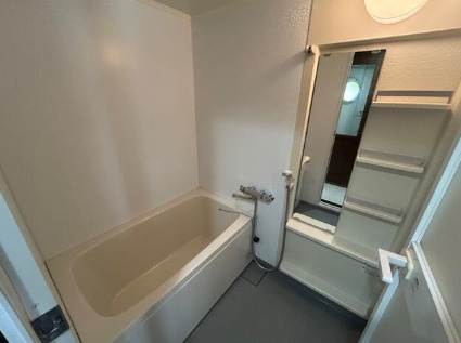 エザンス1の浴室