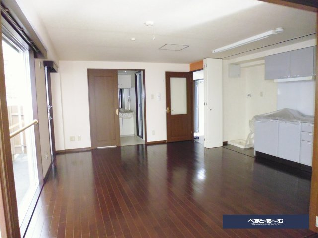 エザンス1の居間・リビング