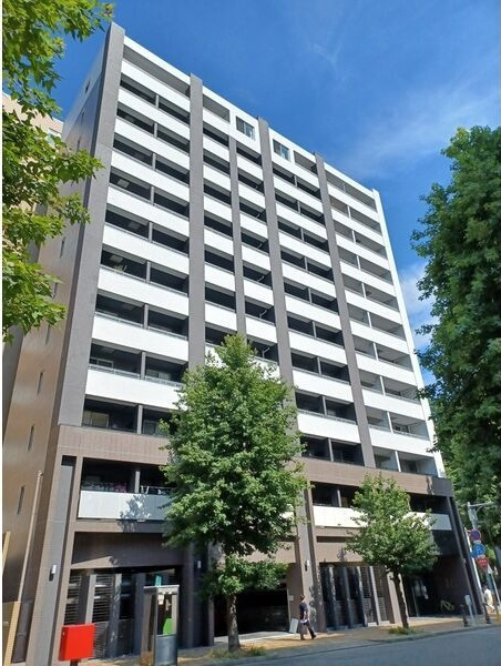 白川公園パークマンションの外観