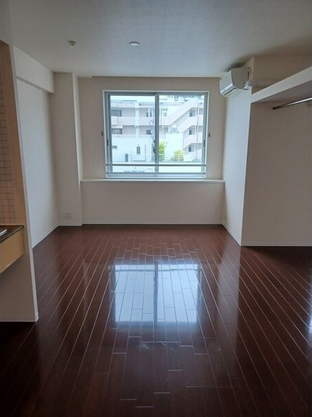 白川公園パークマンションの居間・リビング