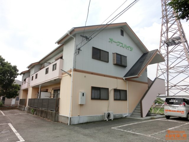 オークスハイツの外観