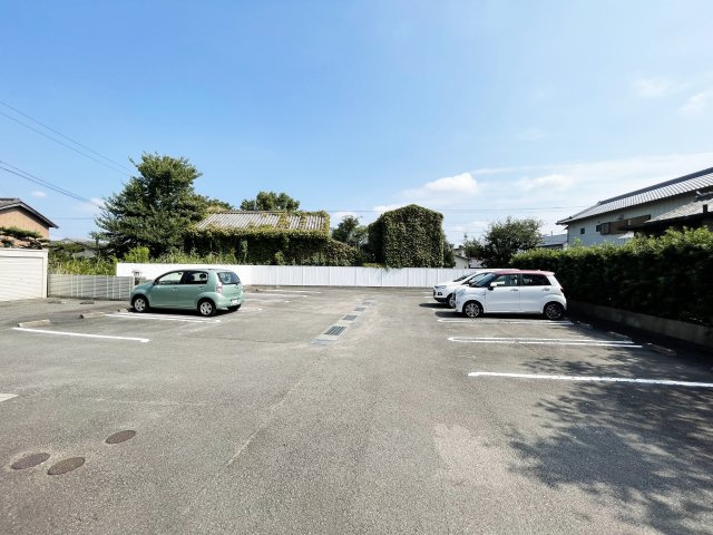 ＢＡＹ　ＢＲＡＮＣＨＥの駐車場