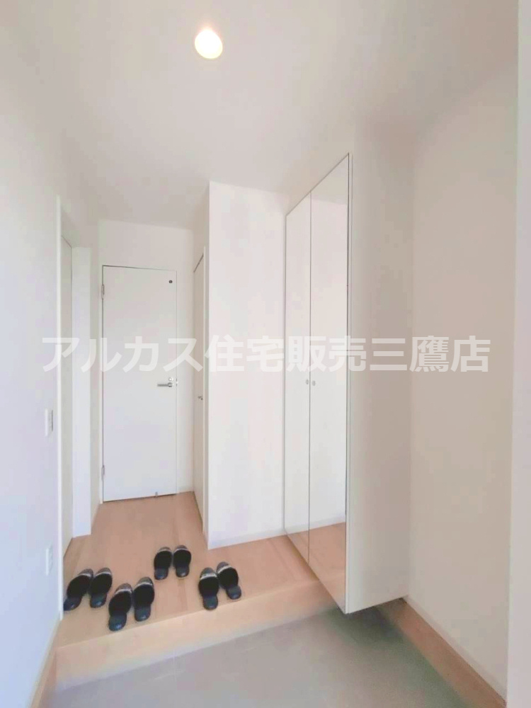 三鷹市牟礼１丁目 京王井の頭線 久我山駅 新築一戸建ての玄関