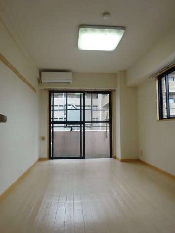 スカラベマンションの洋室