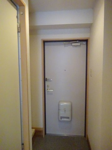 スカラベマンションの玄関