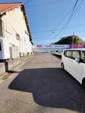 西条市氷見乙1998-13　土地の周辺