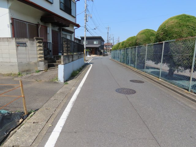 鶴ヶ島市五味ヶ谷売地の前面道路含む現地写真