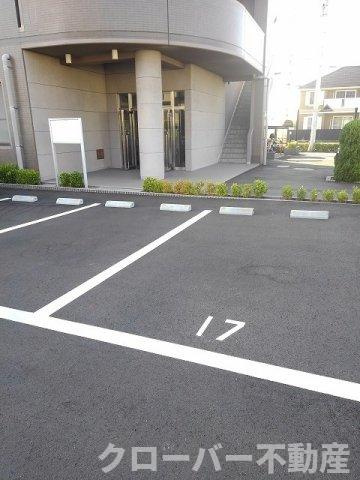 マルベル宇多津の駐車場