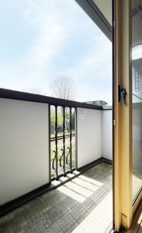 アクシス南島田　Ｄ棟のバルコニー