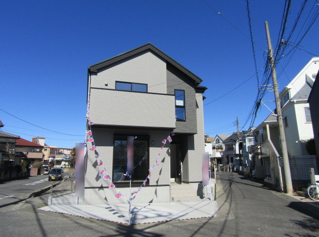 越谷市南荻島 新築分譲住宅の外観