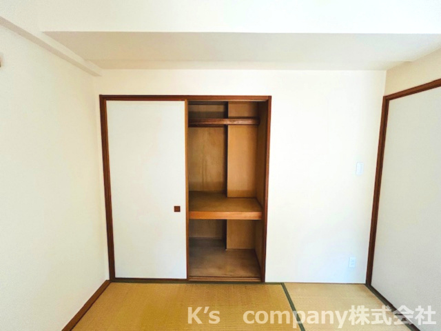 茅ヶ崎市本村4丁目　ジェームス湘南の収納|お布団の収納などにも便利な収納スペースです☆