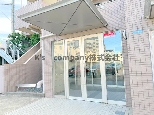 茅ヶ崎市本村4丁目　ジェームス湘南のエントランス|エントランス周辺スペース◇