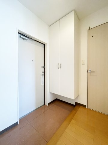 フォブールマドカの居間・リビング