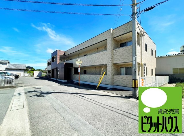 フォブールマドカの外観