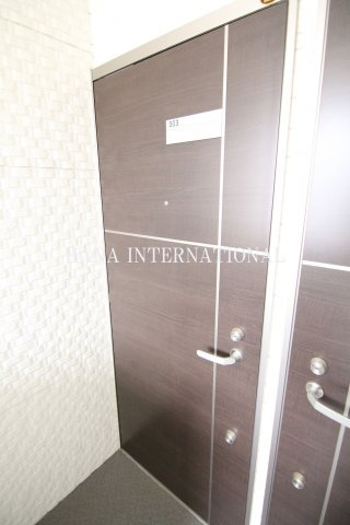 グルーヴィーの玄関|現況優先です