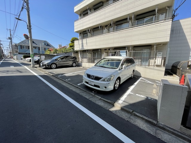 クレドールシマダの駐車場|敷地内駐車場
