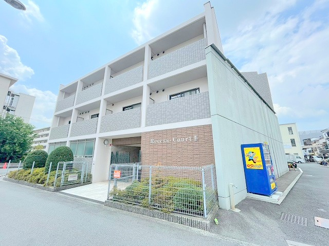 リセスコート2の外観