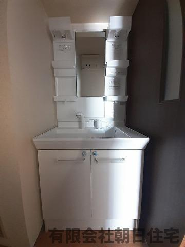 【独立洗面台】 | グレース上乃木 | 独立洗面台あり、毎朝おしゃれに忙しい女性の方におすすめです