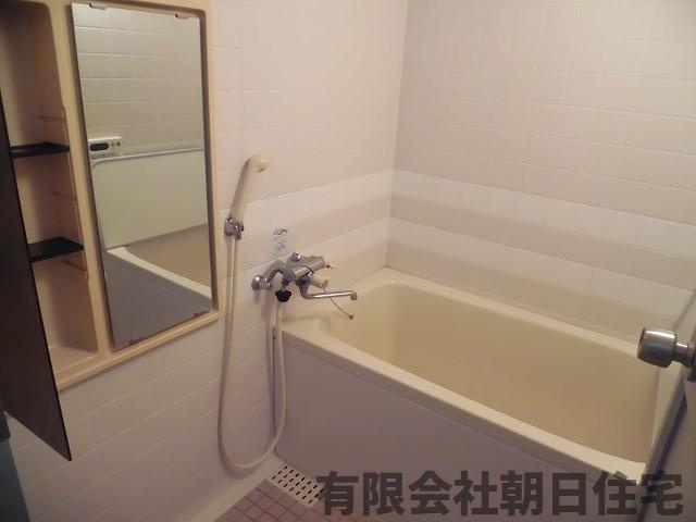 【浴室】 | グレース上乃木 | コンパクトで使いやすいお風呂です