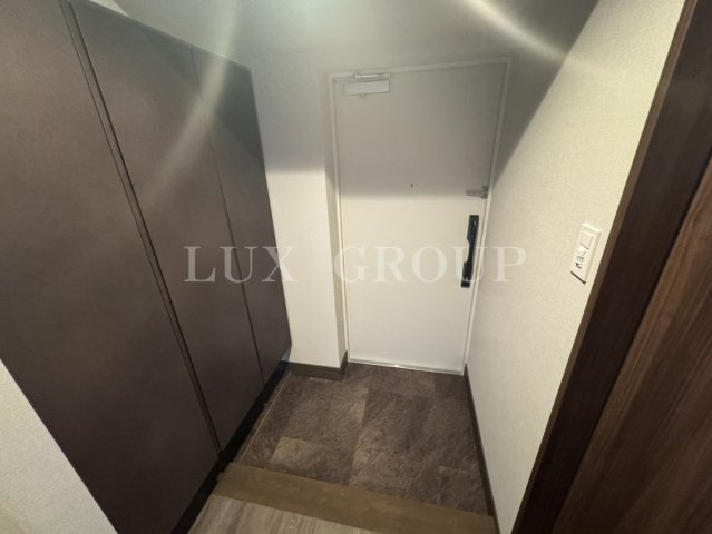 【玄関】 | ラグゼナ八王子寺町