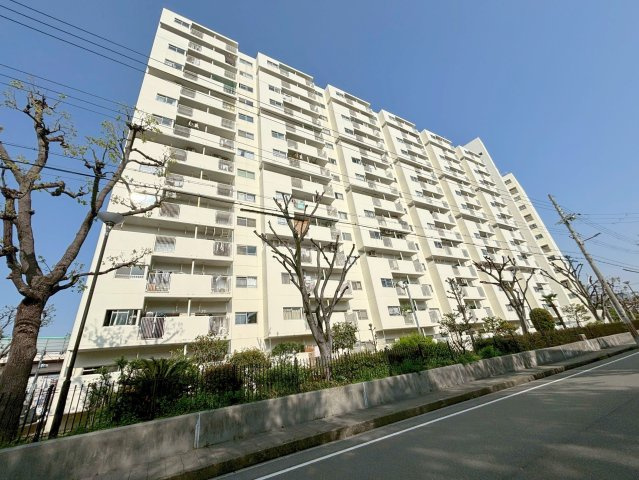 新北野第2コーポ西棟の外観