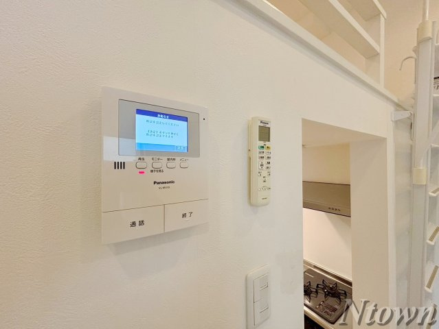 【セキュリティ】 | ラフェリオⅡ | モニター付きインターホンです