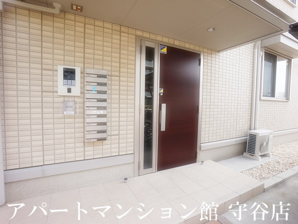 Sereno MORIYAのエントランス