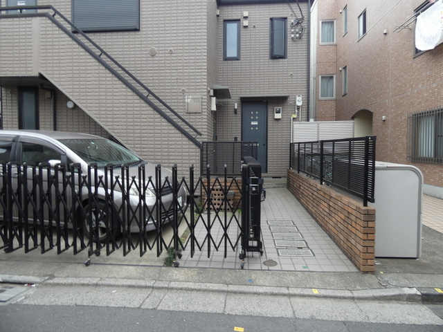 ドミール　シャルマンのエントランス