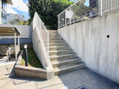 【エントランス】 | ヴァーサ清水ヶ岡【名古屋市賃貸・追いだき給湯】