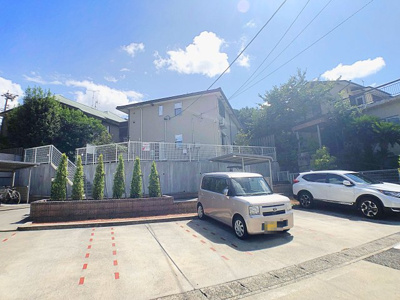 【駐車場】 | ヴァーサ清水ヶ岡【名古屋市賃貸・追いだき給湯】