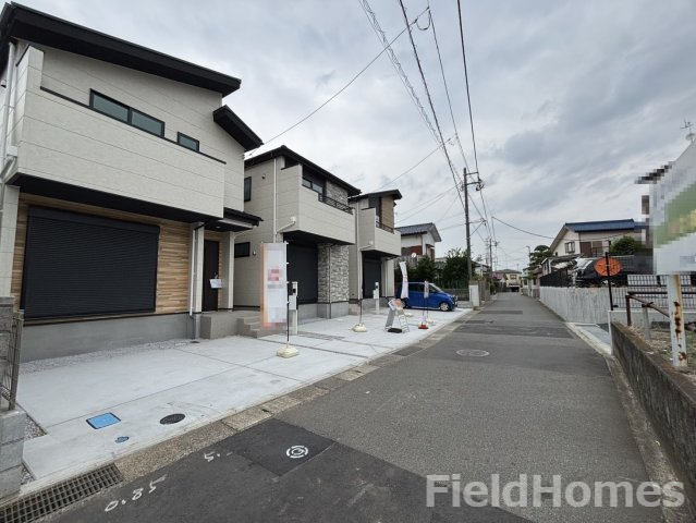 寒川町岡田5丁目新築戸建て　1期1号棟の前面道路含む現地写真|前面道路含む現地写真です。