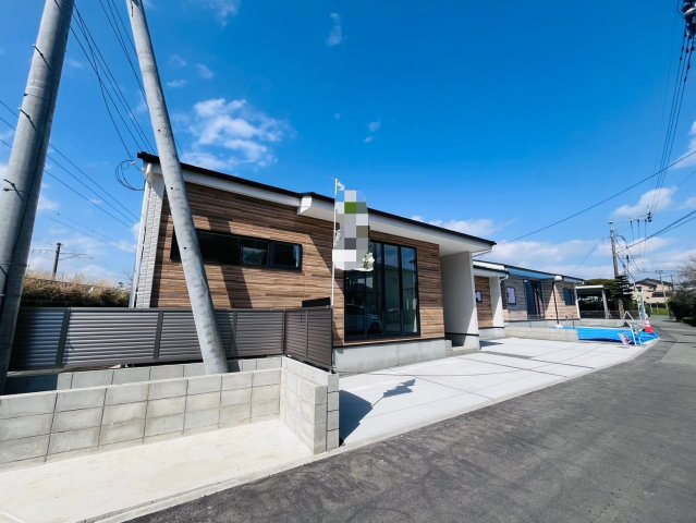 ケイアイグレイス／南区富合町１期／１号棟の外観|落ち着いた雰囲気の外観。居室の窓は小さめでプライバシーが守られています。