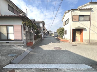 【前面道路含む現地写真】
