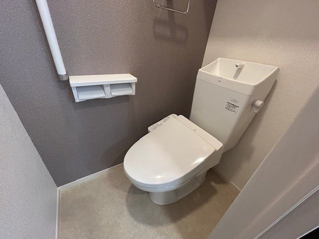 朝倉市馬田のアパートのトイレ|清潔感のあるトイレです