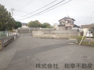 【外観】 | 琴芝小学校目の前で魅力的な立地です。