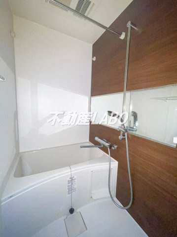 レオンコンフォート難波西Ⅲの浴室