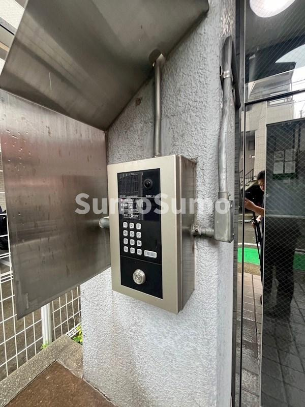 ワコーレ東山のエントランス|ゆとりのあるエントランスです