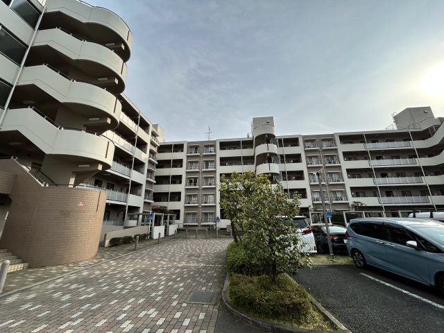 シャレール新座の外観