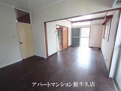 【居間・リビング】 | 森の里戸建て（H邸）