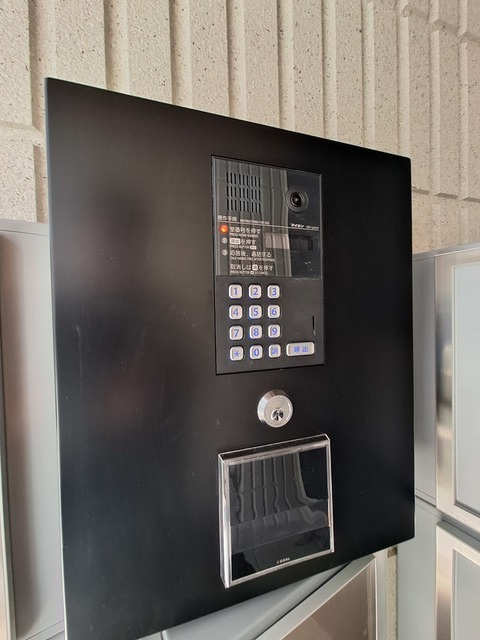 ｒｏｏｍ　ＯＯＳＡＫＩのロビー|モニター付オートロック