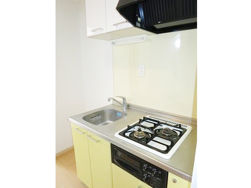 スペーシア池尻大橋の内装|明るい色調の室内です