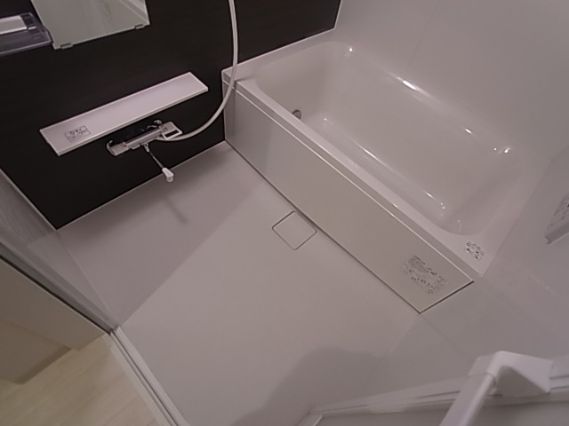 神戸市長田区神楽町５丁目の賃貸マンションの浴室|追い焚き機能付き