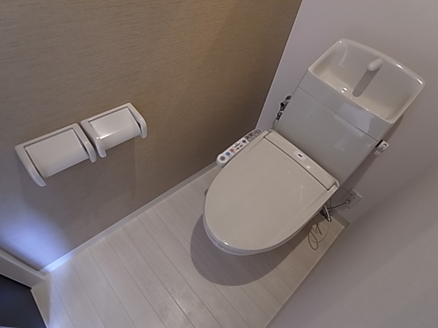 神戸市長田区神楽町５丁目の賃貸マンションのトイレ|ウォシュレット付